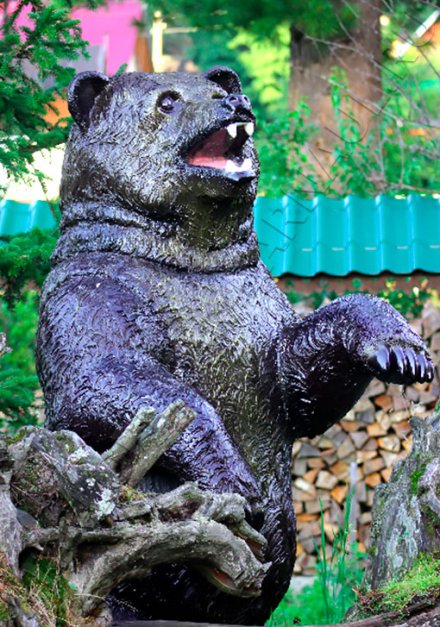 Медведь — высота 2 м.