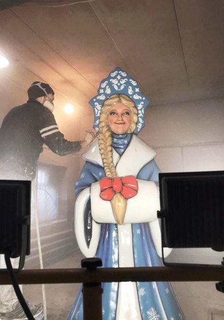 Снегурочка, высота 2,8м